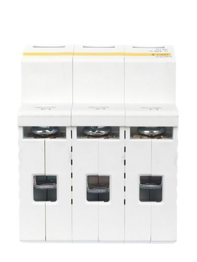 Огран. имп. перенапр.  3П  400B  20-40кА  IEK  ОПС1-С