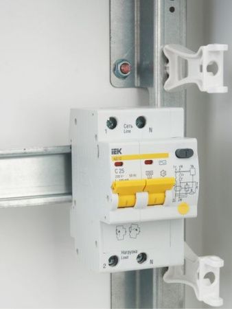 Диф. автомат  2П  25А 100мА  IEK  АД-12